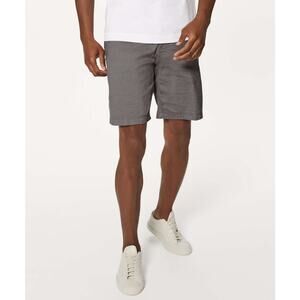 Men's Lululemon Commission Short - 9" inseam  - Qwick Oxford - Size 30
